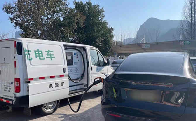 中卫汽车搭电